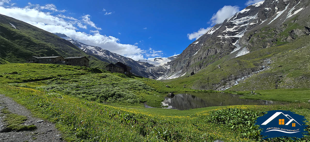 il Rifugio Bezzi e il Lago Vaudet