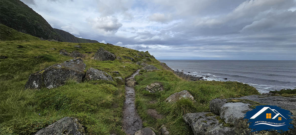 percorso di trekking eggum - unstad - lofoten - norvegia