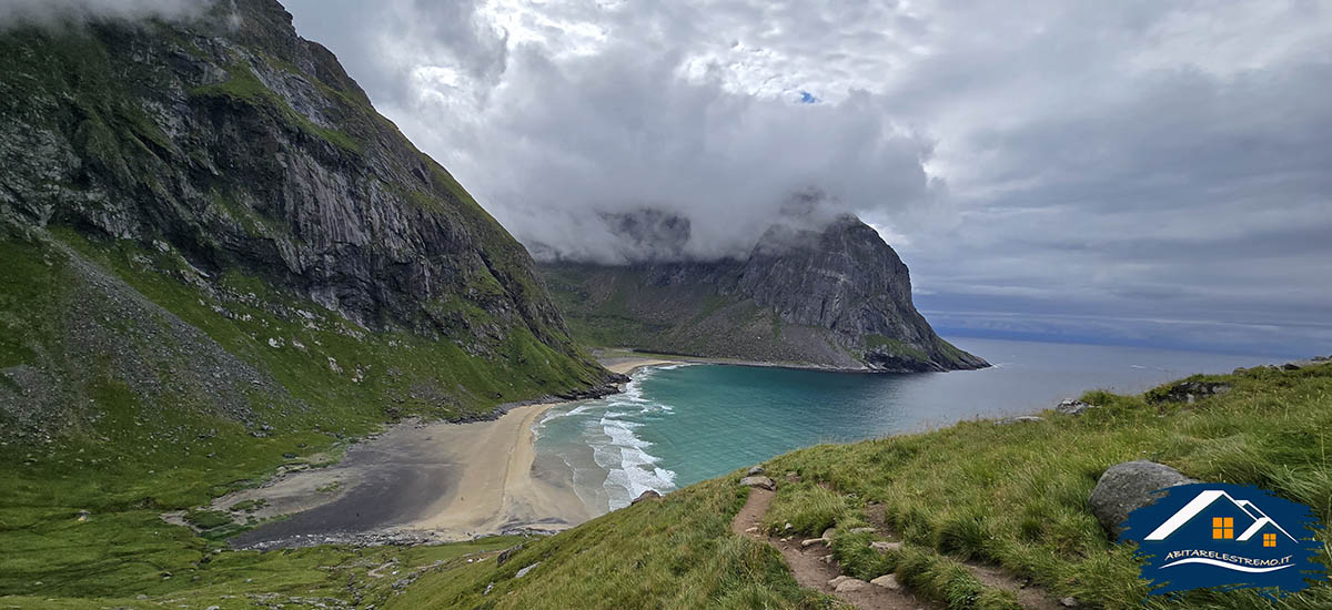 kvalvika beach - lofoten - Norvegia