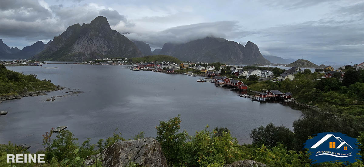 il paese di Reine - Lofoten - Norvegia